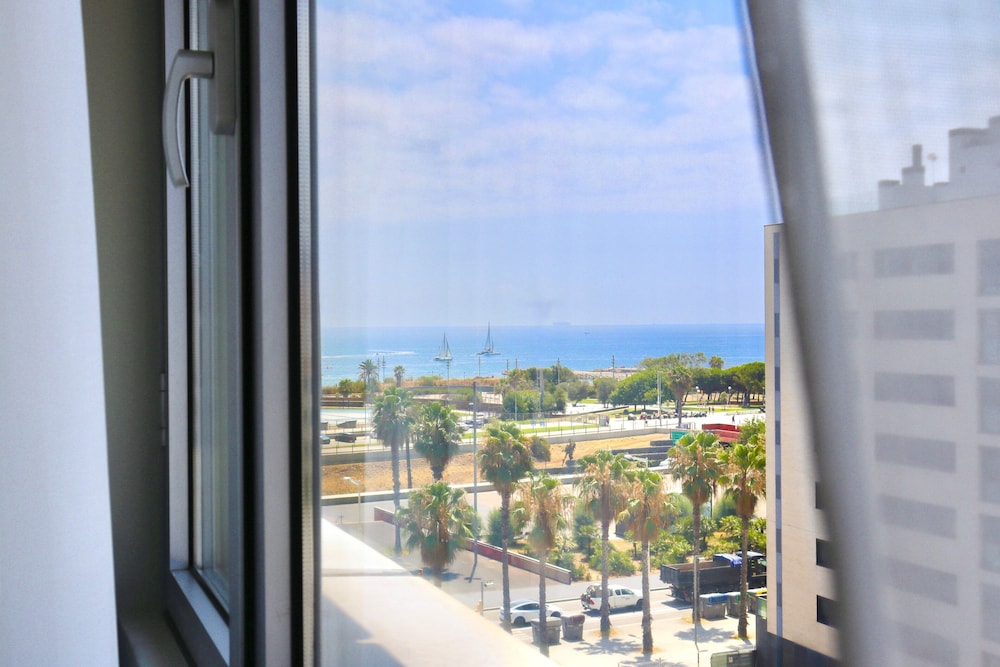 Eurohotel Diagonal Port — Hotel rooms in Barcelona, Catalonia