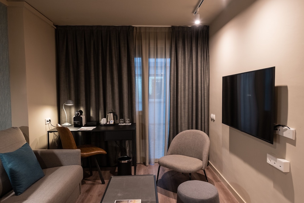 Atenea Rekord Suites Barcelona - zdjęcie 2