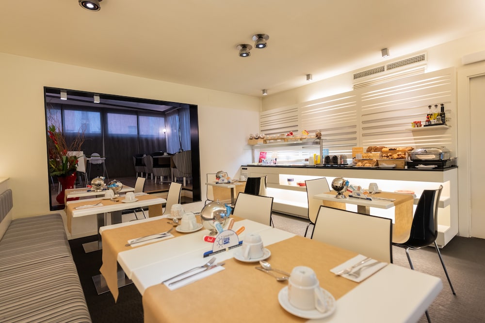 Atenea Rekord Suites Barcelona - zdjęcie 5