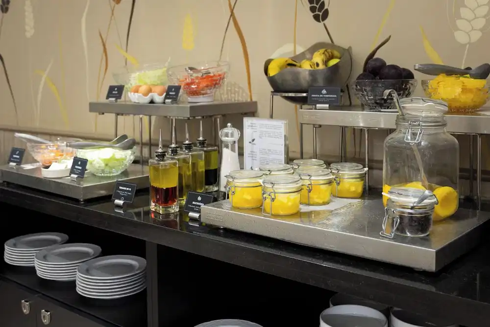 Hotel Santa Marta — Restaurant & bars in Barcelona, Catalonia