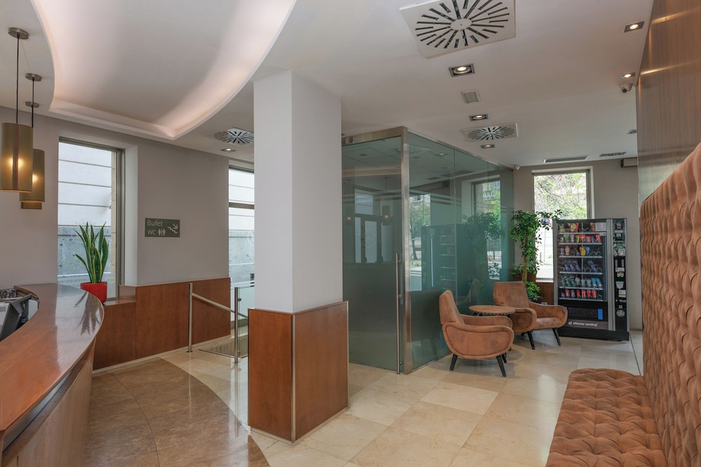 Hotel Santa Marta — Hotel building in Barcelona, Catalonia