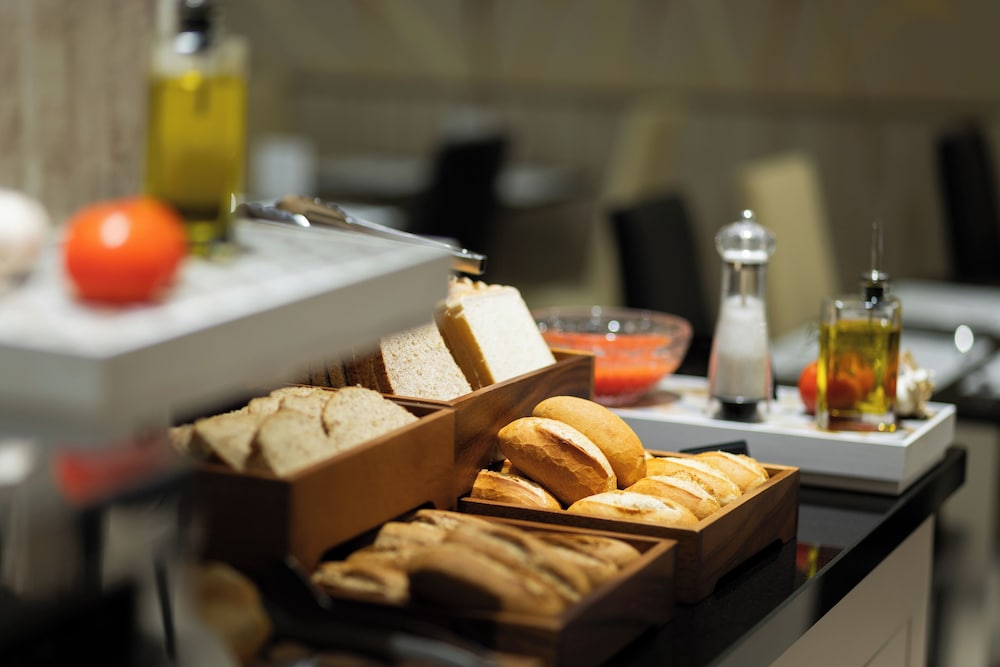 Hotel Santa Marta — Restaurant & bars in Barcelona, Catalonia
