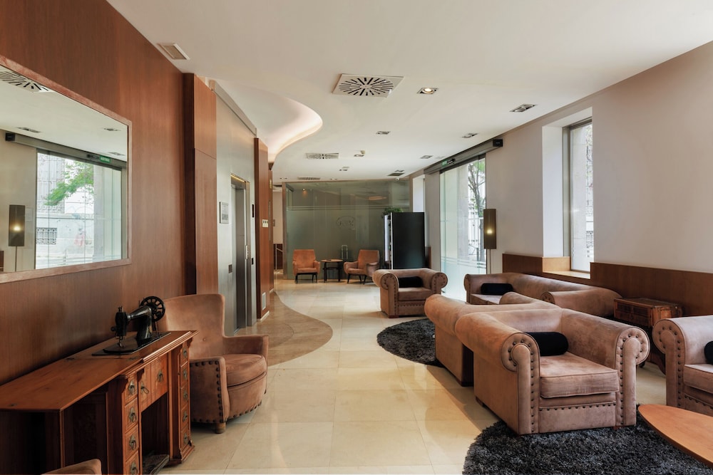 Hotel Santa Marta — Hotel building in Barcelona, Catalonia