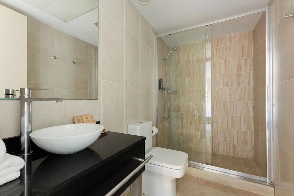 Hotel Santa Marta — Hotel rooms in Barcelona, Catalonia