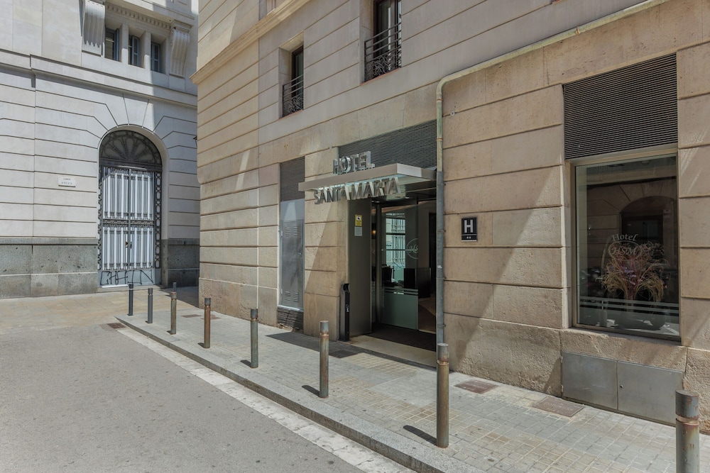 Hotel Santa Marta — Hotel building in Barcelona, Catalonia