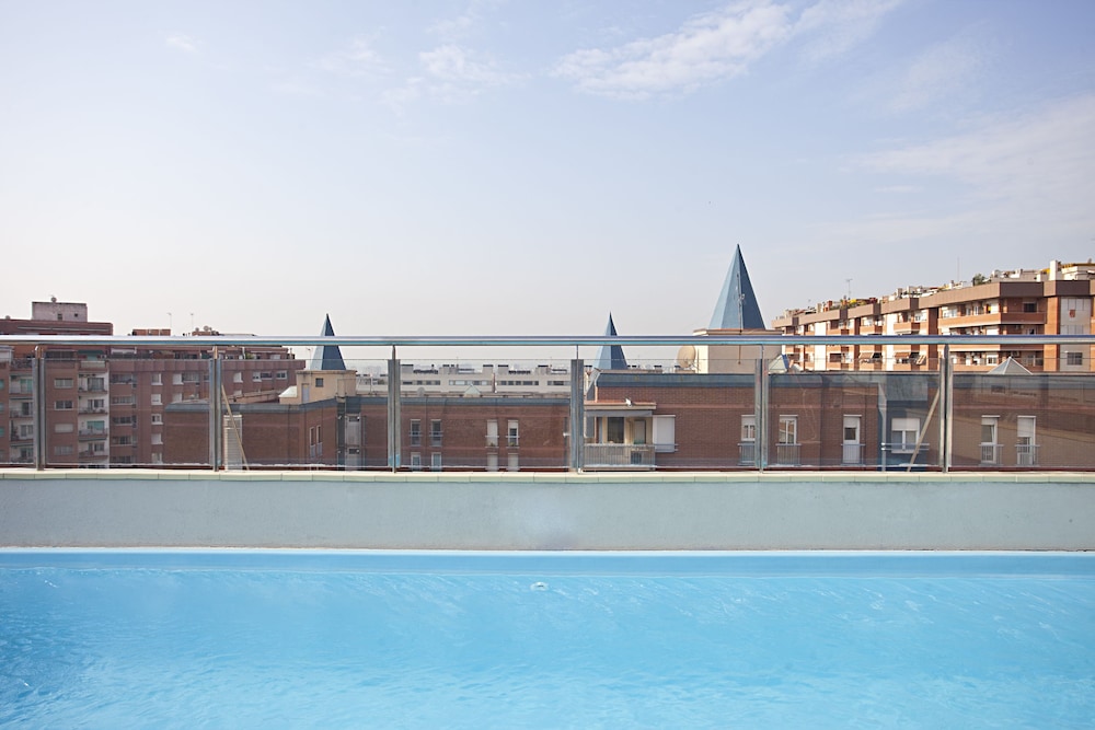 Hotel ILUNION Les Corts Spa - zdjęcie 2