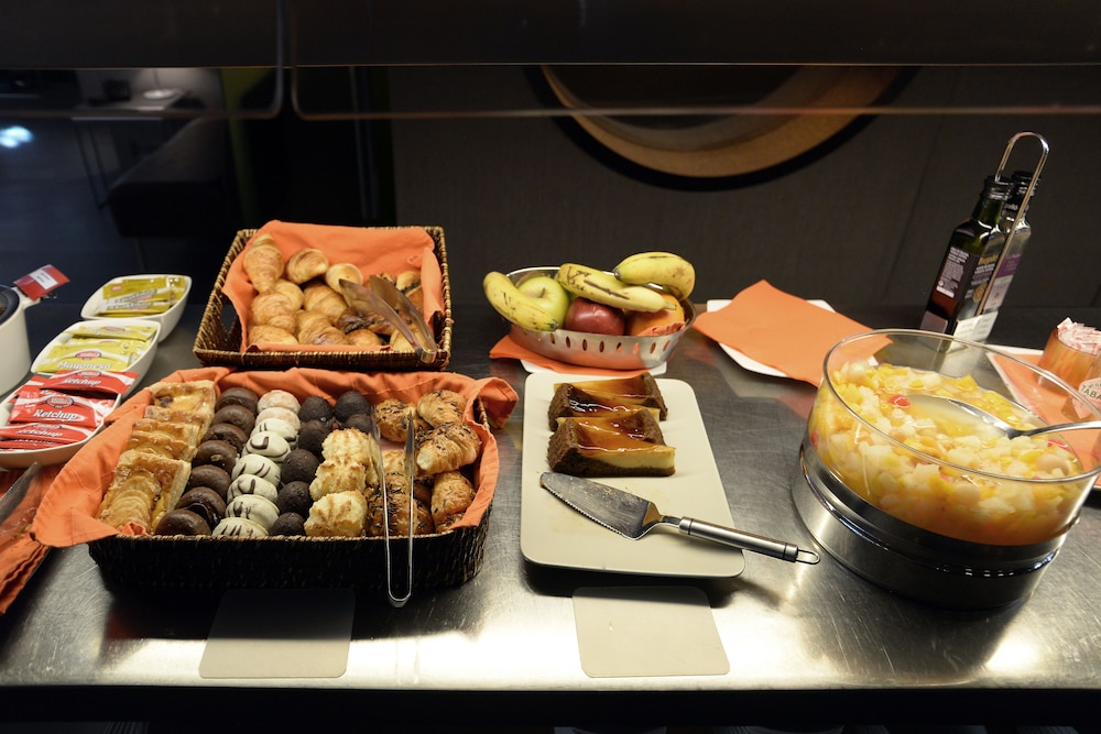 Soho Hotel — Restaurant & bars in Barcelona, Catalonia