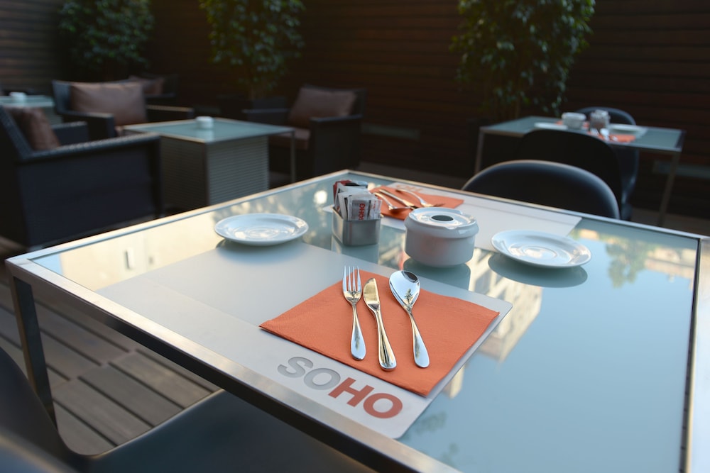 Soho Hotel — Restaurant & bars in Barcelona, Catalonia