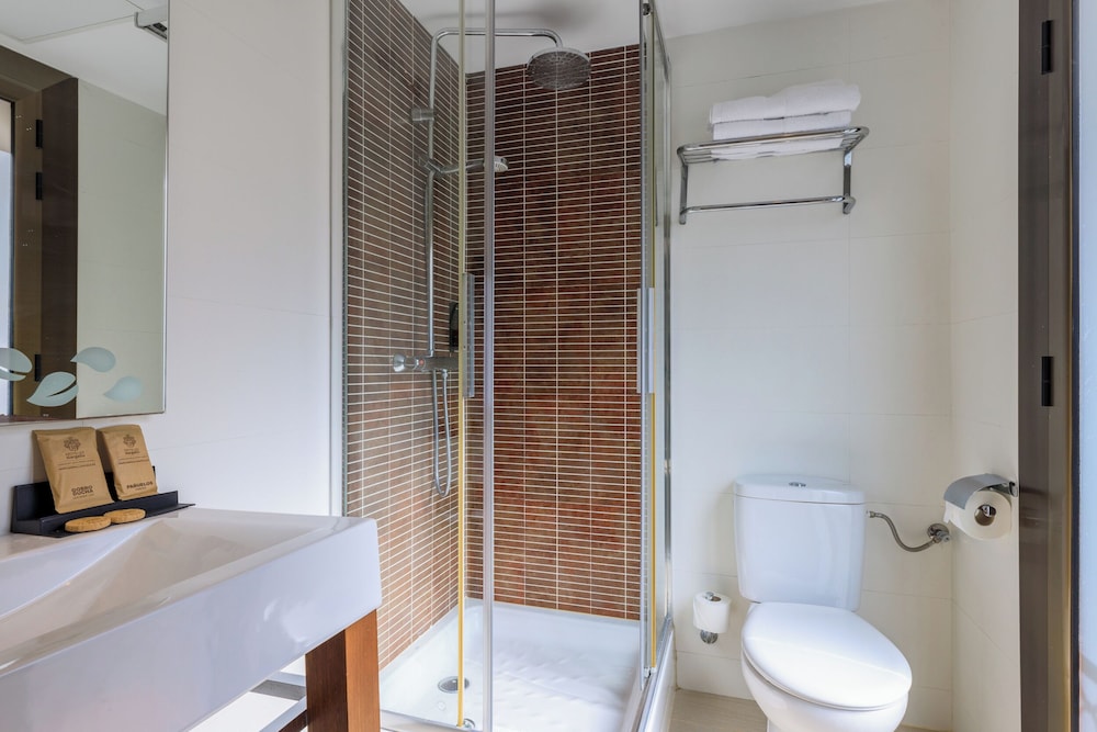 Hotel Suizo — Hotel rooms in Barcelona, Catalonia