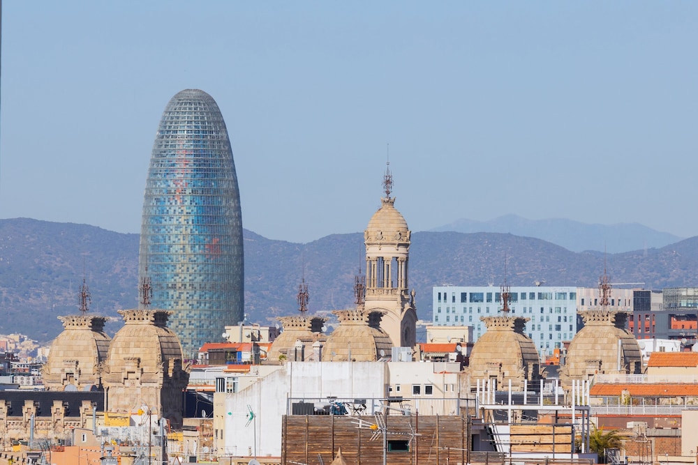 Hotel Suizo — Attractions in the area in Barcelona, Catalonia