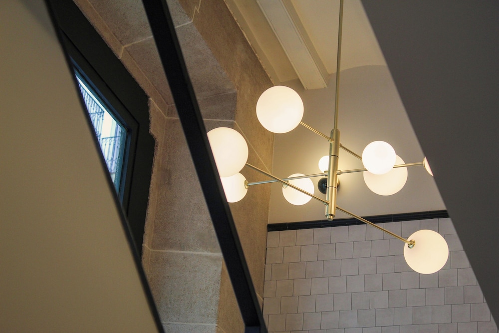 Hotel Suizo — Restaurant & bars in Barcelona, Catalonia