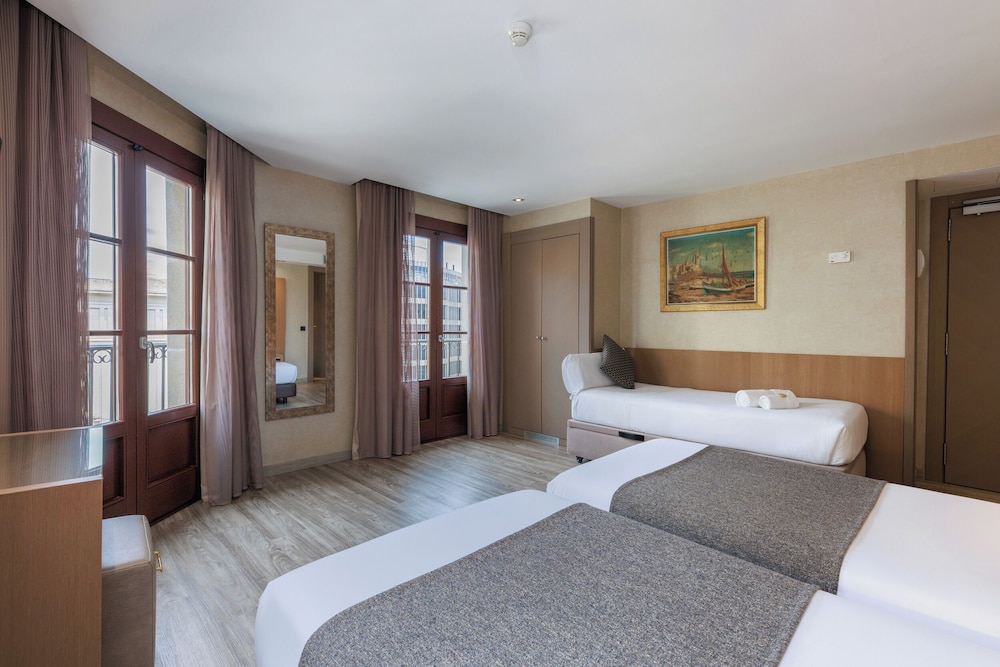 Hotel Suizo — Hotel rooms in Barcelona, Catalonia