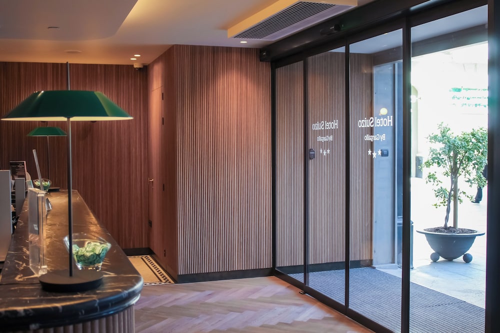 Hotel Suizo — Hotel building in Barcelona, Catalonia