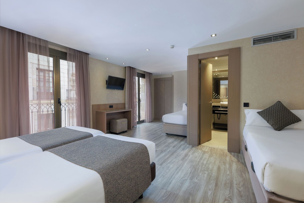Hotel Suizo — Hotel rooms in Barcelona, Catalonia