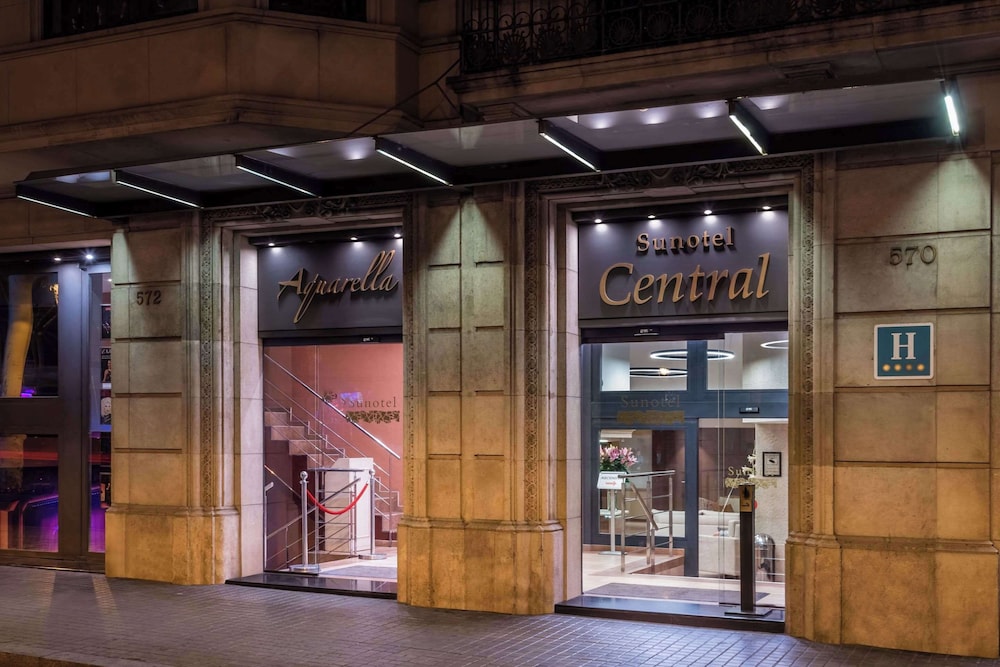 Petit Palace Eixample — Hotel building in Barcelona, Catalonia