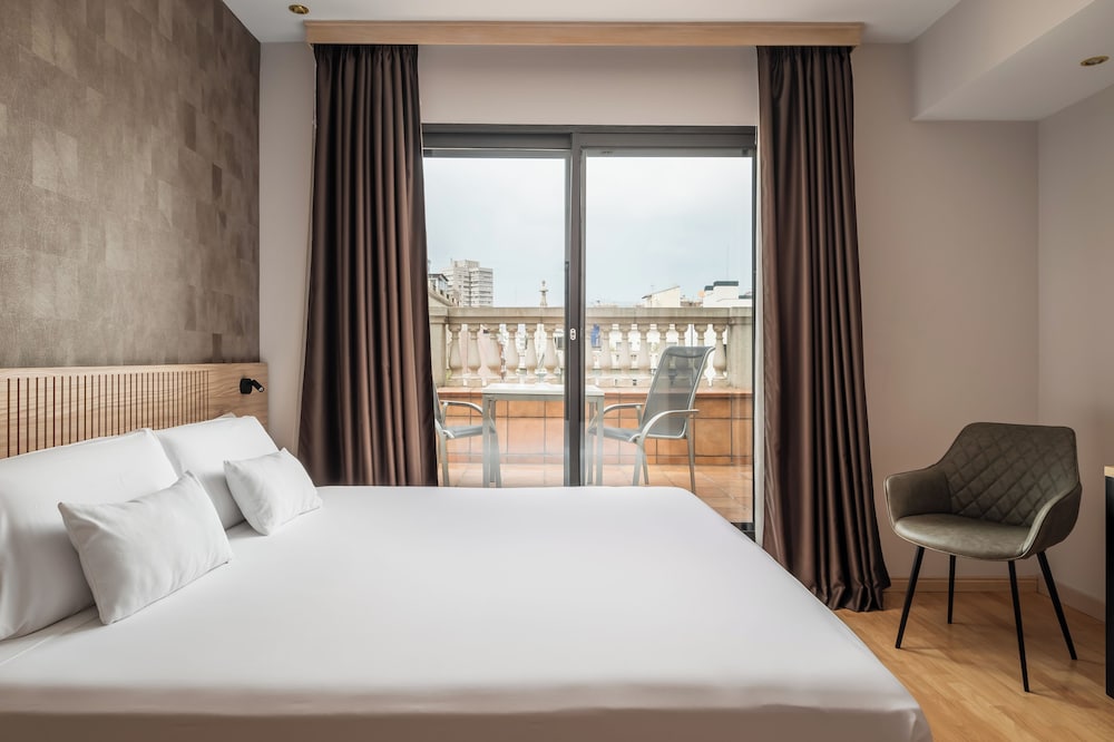 Petit Palace Eixample — Hotel rooms in Barcelona, Catalonia