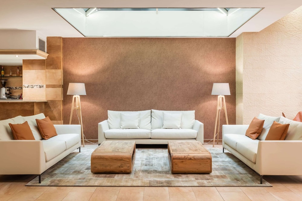 Petit Palace Eixample — Hotel building in Barcelona, Catalonia