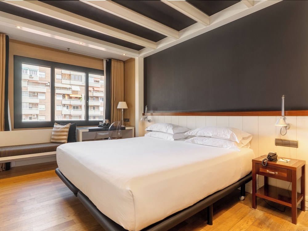 U232 Hotel — Hotel rooms in Barcelona, Catalonia