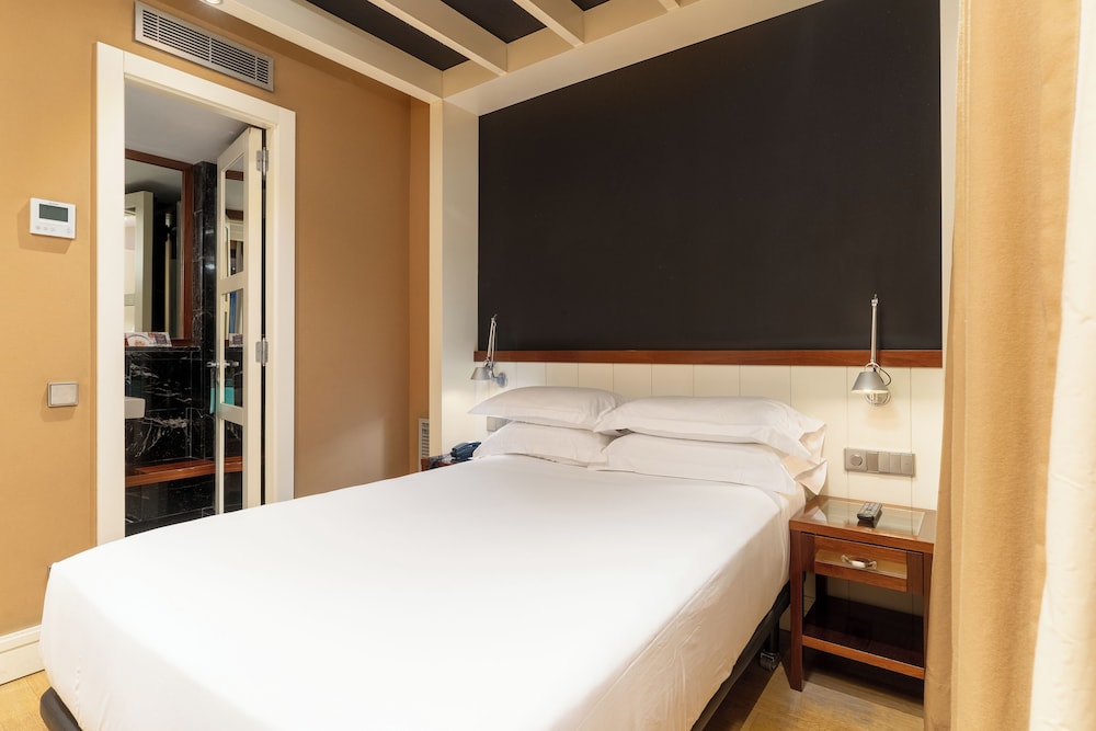 U232 Hotel — Hotel rooms in Barcelona, Catalonia