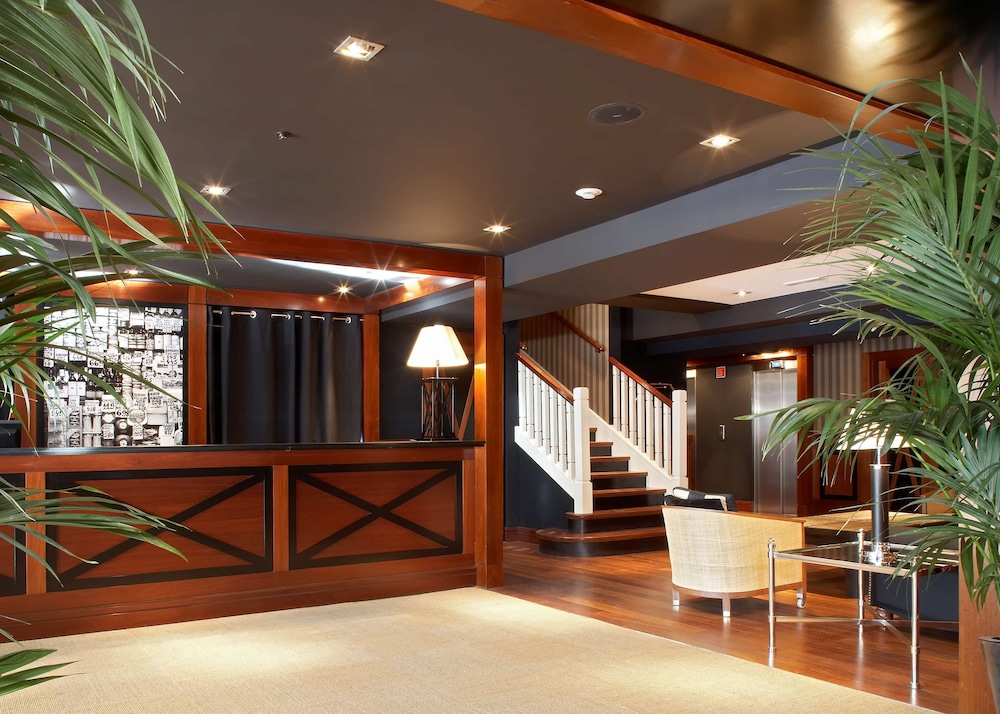 U232 Hotel — Hotel building in Barcelona, Catalonia