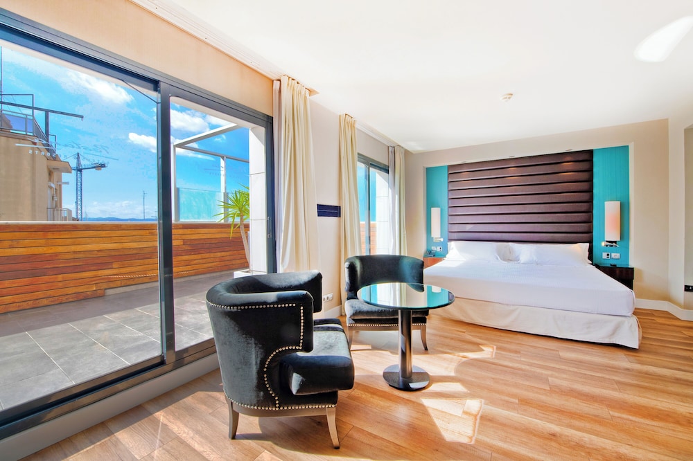 Pestana Arena Barcelona — Hotel rooms in Barcelona, Catalonia