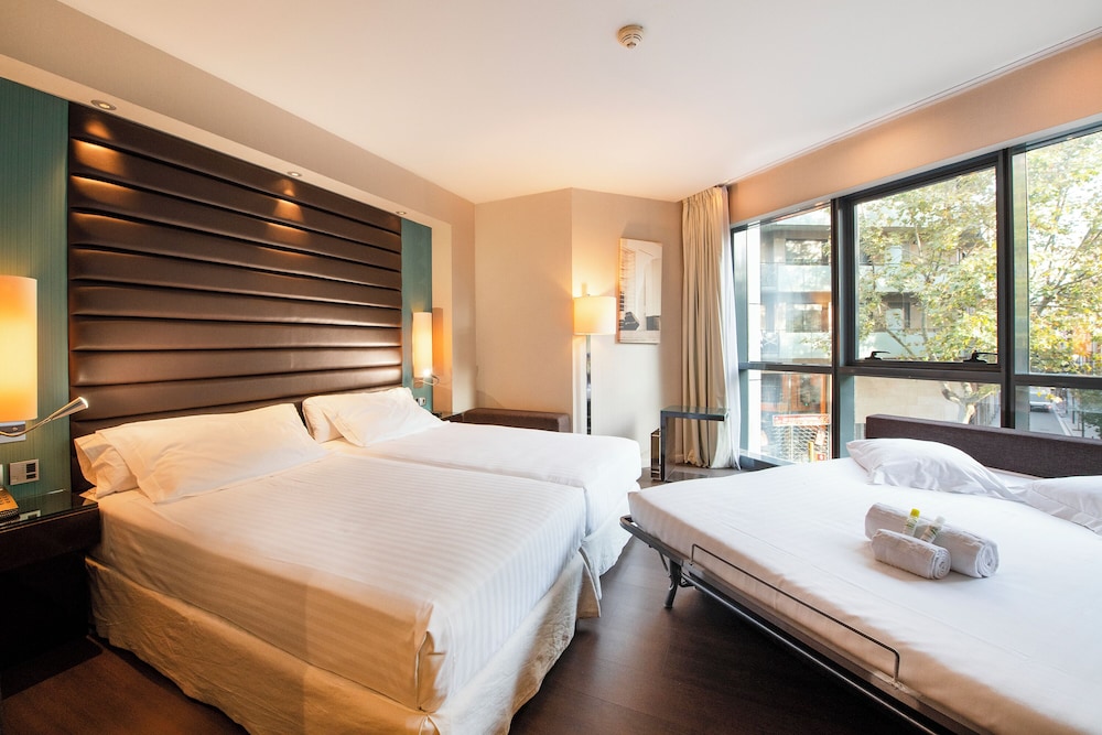 Pestana Arena Barcelona — Hotel rooms in Barcelona, Catalonia