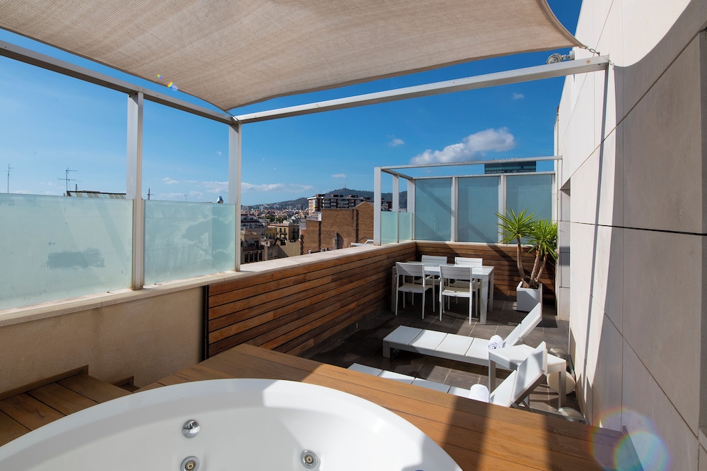 Pestana Arena Barcelona — Hotel rooms in Barcelona, Catalonia