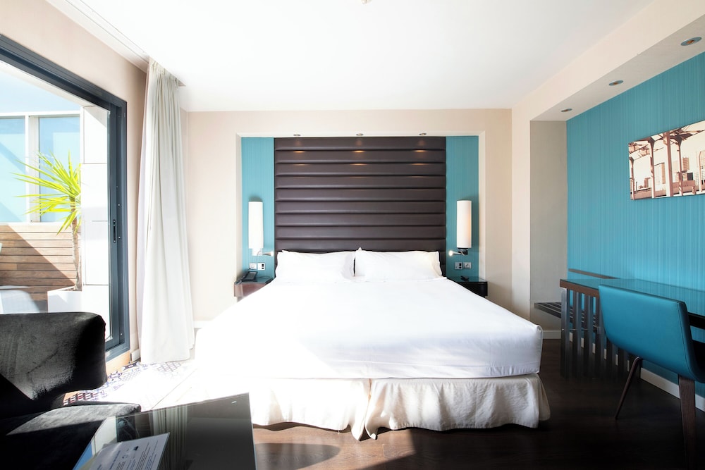 Pestana Arena Barcelona — Hotel rooms in Barcelona, Catalonia