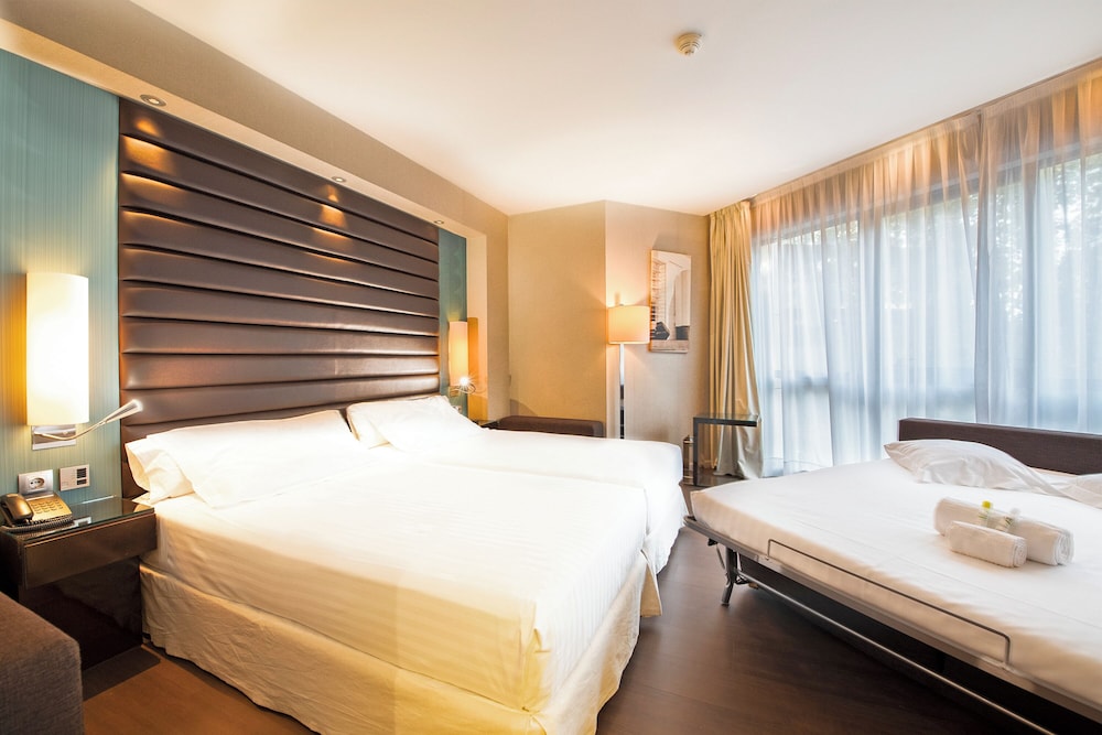 Pestana Arena Barcelona — Hotel rooms in Barcelona, Catalonia