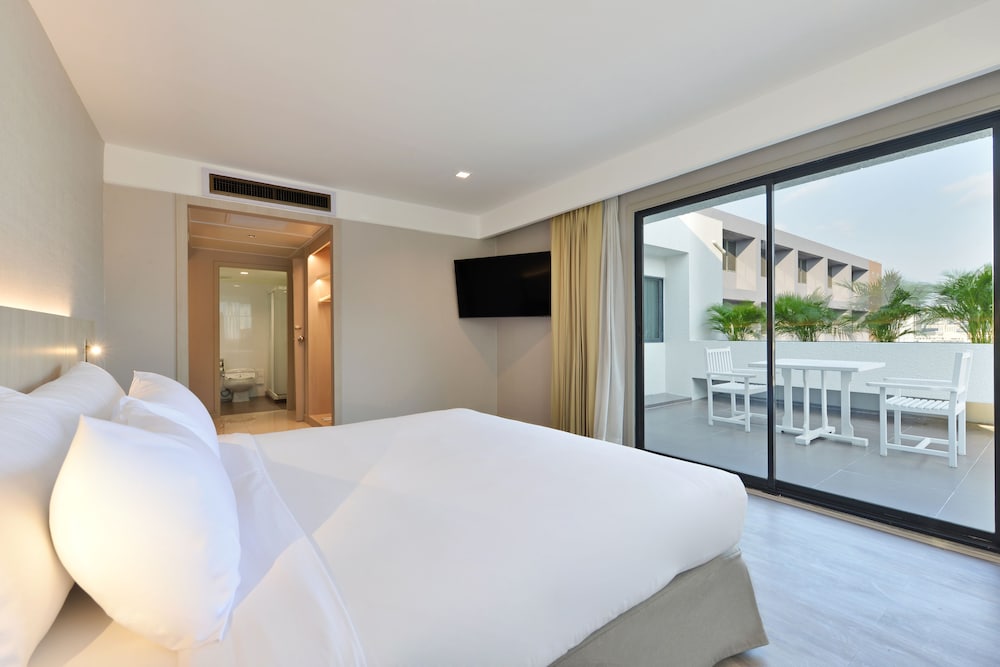 Twin Towers Hotel — Hotel rooms in Bangkok, Bangkok