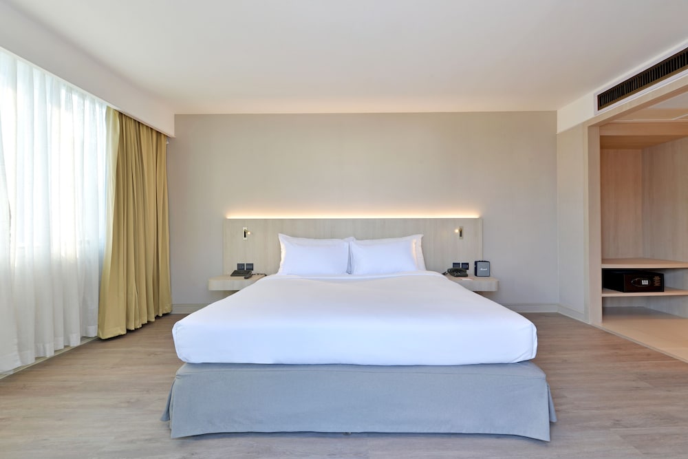 Twin Towers Hotel — Hotel rooms in Bangkok, Bangkok
