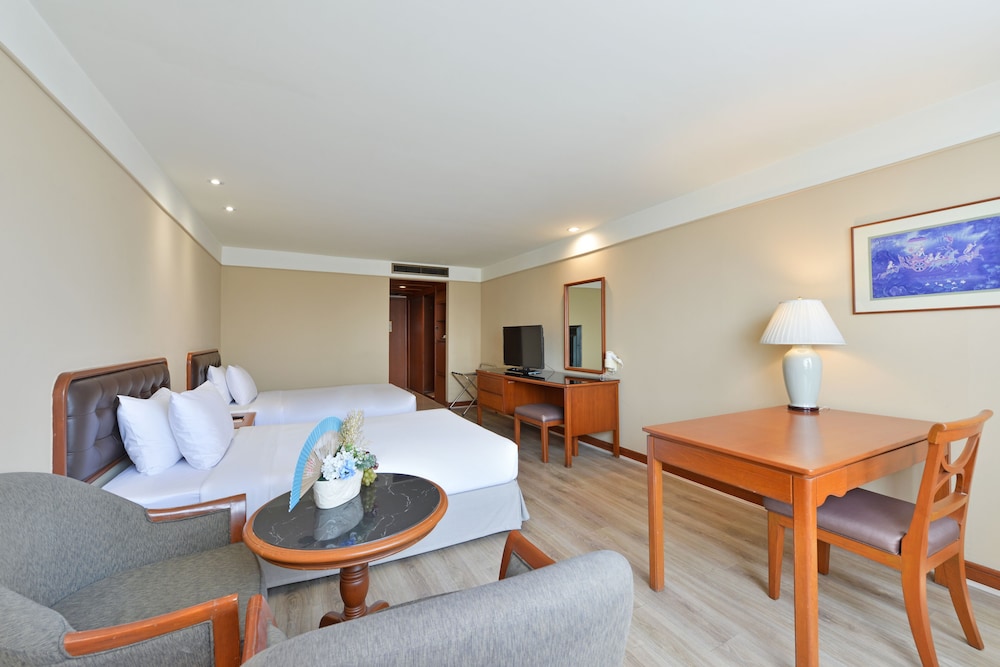 Twin Towers Hotel — Hotel rooms in Bangkok, Bangkok