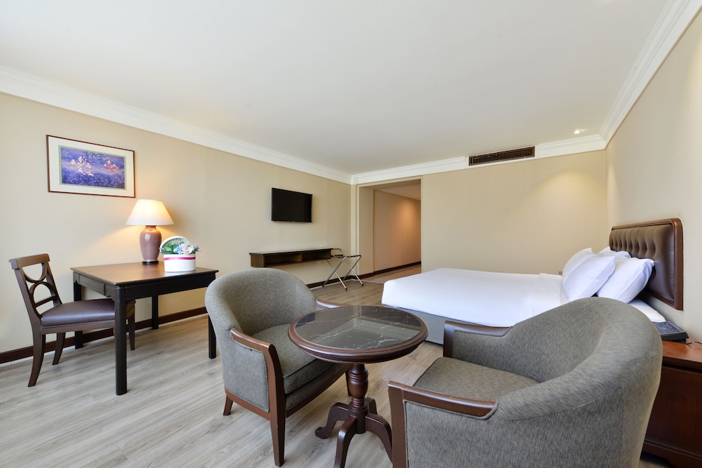 Twin Towers Hotel — Hotel rooms in Bangkok, Bangkok