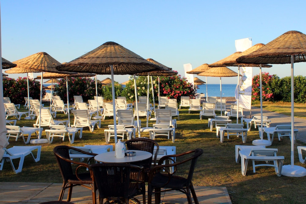 Innvista Hotels Belek - All inclusive — Restaurant & bars in Belek