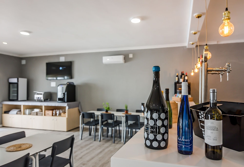 Aparthotel Nelva Resort — Restaurant & bars in Cala'n Porter, Balearic Islands