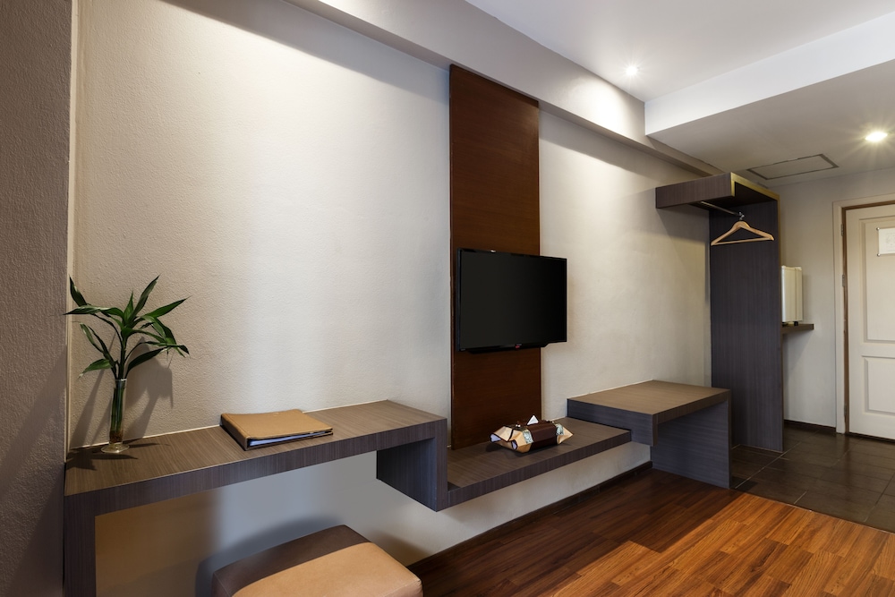 The Cottage Suvarnabhumi — Hotel rooms in Bangkok, Bangkok