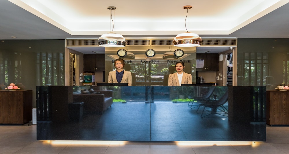 The Cottage Suvarnabhumi — Hotel building in Bangkok, Bangkok