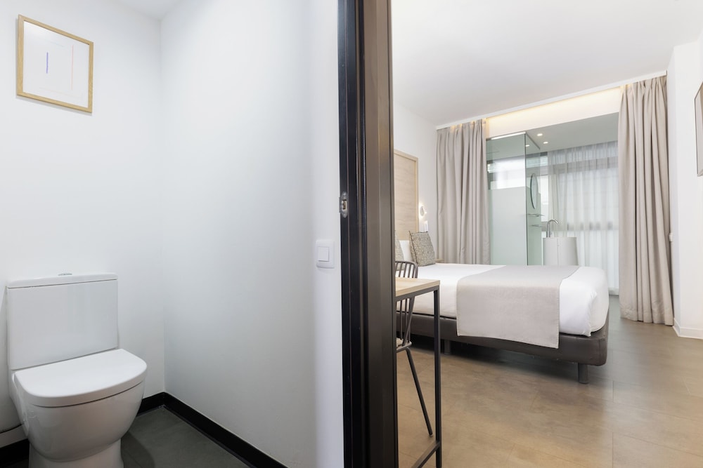 Casa Lit Barcelona — Hotel rooms in Barcelona, Catalonia