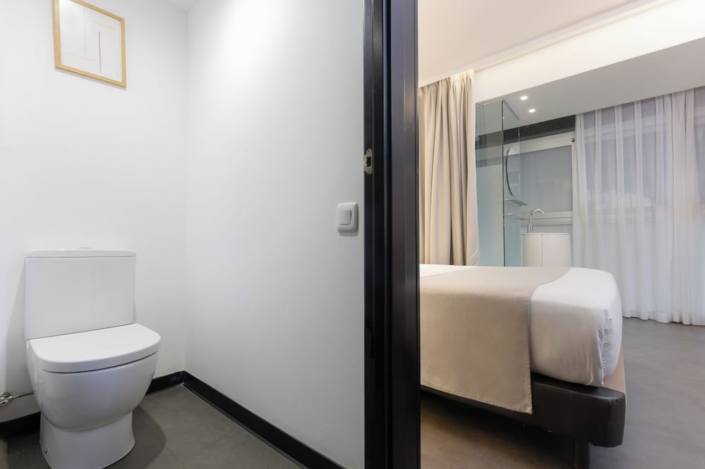 Casa Lit Barcelona — Hotel rooms in Barcelona, Catalonia