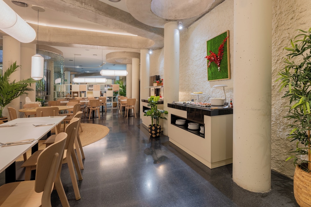 Casa Lit Barcelona — Restaurant & bars in Barcelona, Catalonia