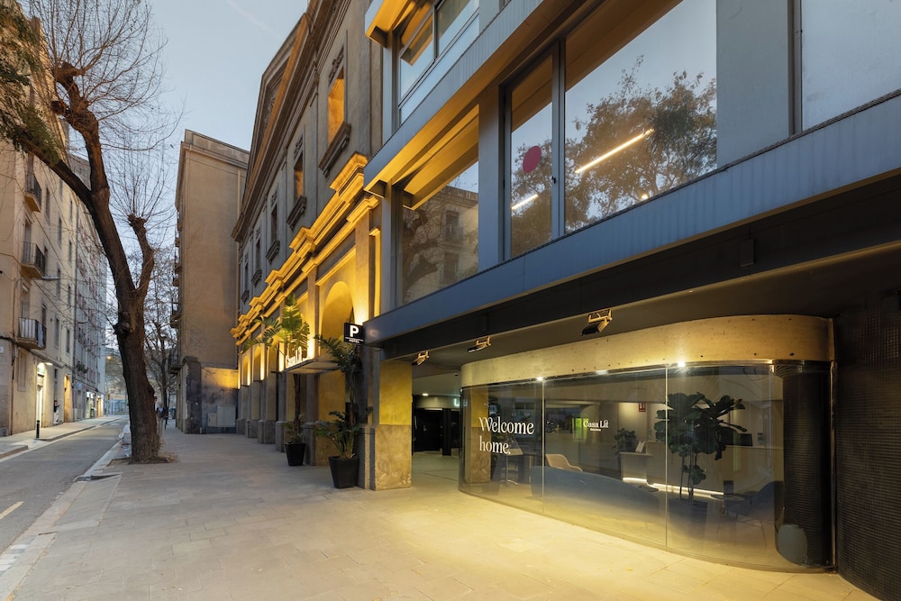 Casa Lit Barcelona — Hotel building in Barcelona, Catalonia