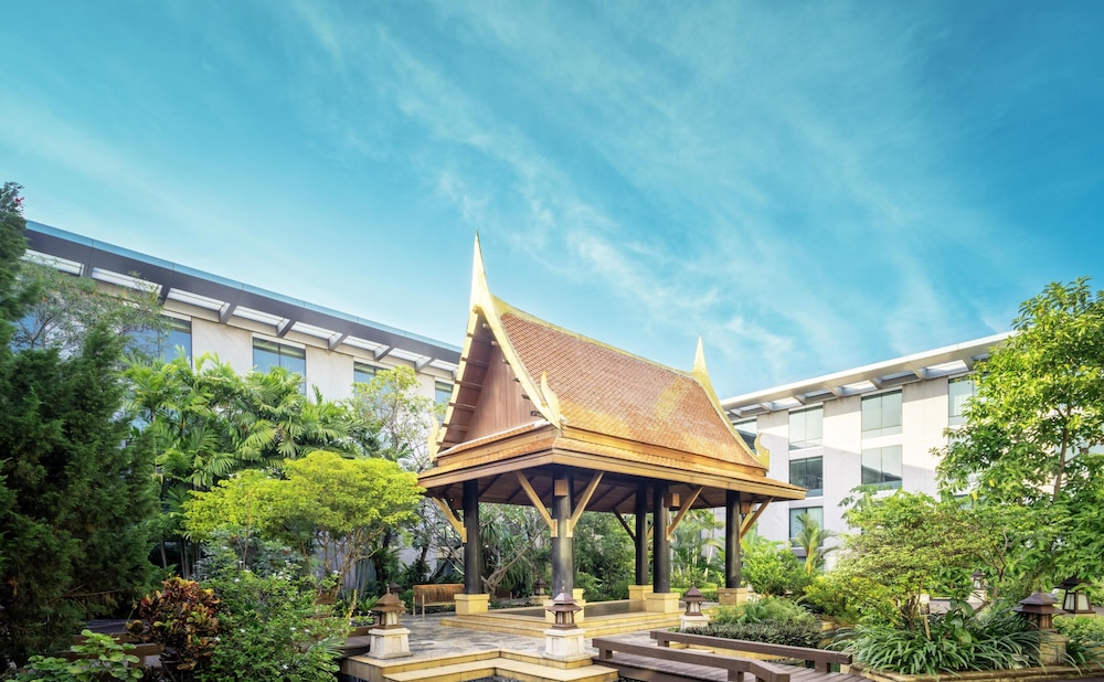 Hyatt Regency Bangkok Suvarnabhumi Airport — Hotel building in Bang Khlo, Bangkok