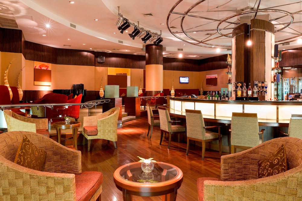 Hyatt Regency Bangkok Suvarnabhumi Airport — Restaurant & bars in Bang Khlo, Bangkok
