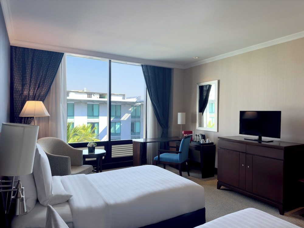 Hyatt Regency Bangkok Suvarnabhumi Airport — Hotel rooms in Bang Khlo, Bangkok
