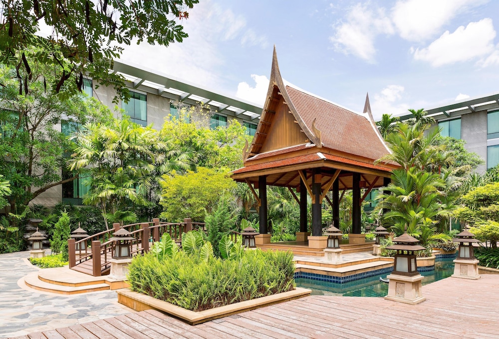 Hyatt Regency Bangkok Suvarnabhumi Airport — Hotel building in Bang Khlo, Bangkok
