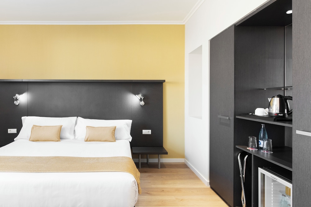 Hotel Alimara — Hotel rooms in Barcelona, Catalonia