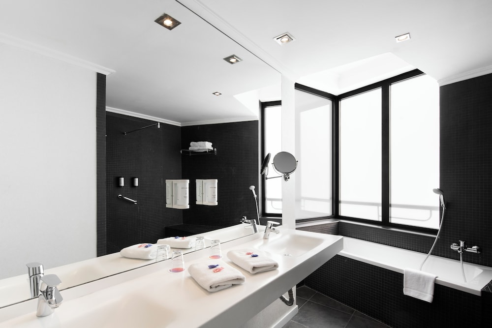 Hotel Alimara — Hotel rooms in Barcelona, Catalonia