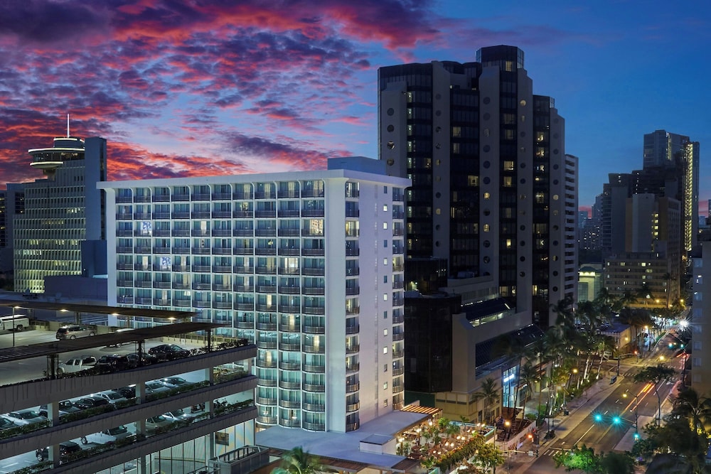 The Laylow Waikiki, Autograph Collection — Hotel building in Honolulu, Hawaii