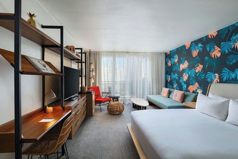 The Laylow Waikiki, Autograph Collection — Hotel rooms in Honolulu, Hawaii