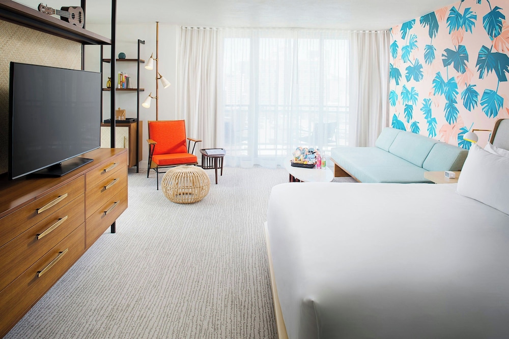 The Laylow Waikiki, Autograph Collection — Hotel rooms in Honolulu, Hawaii